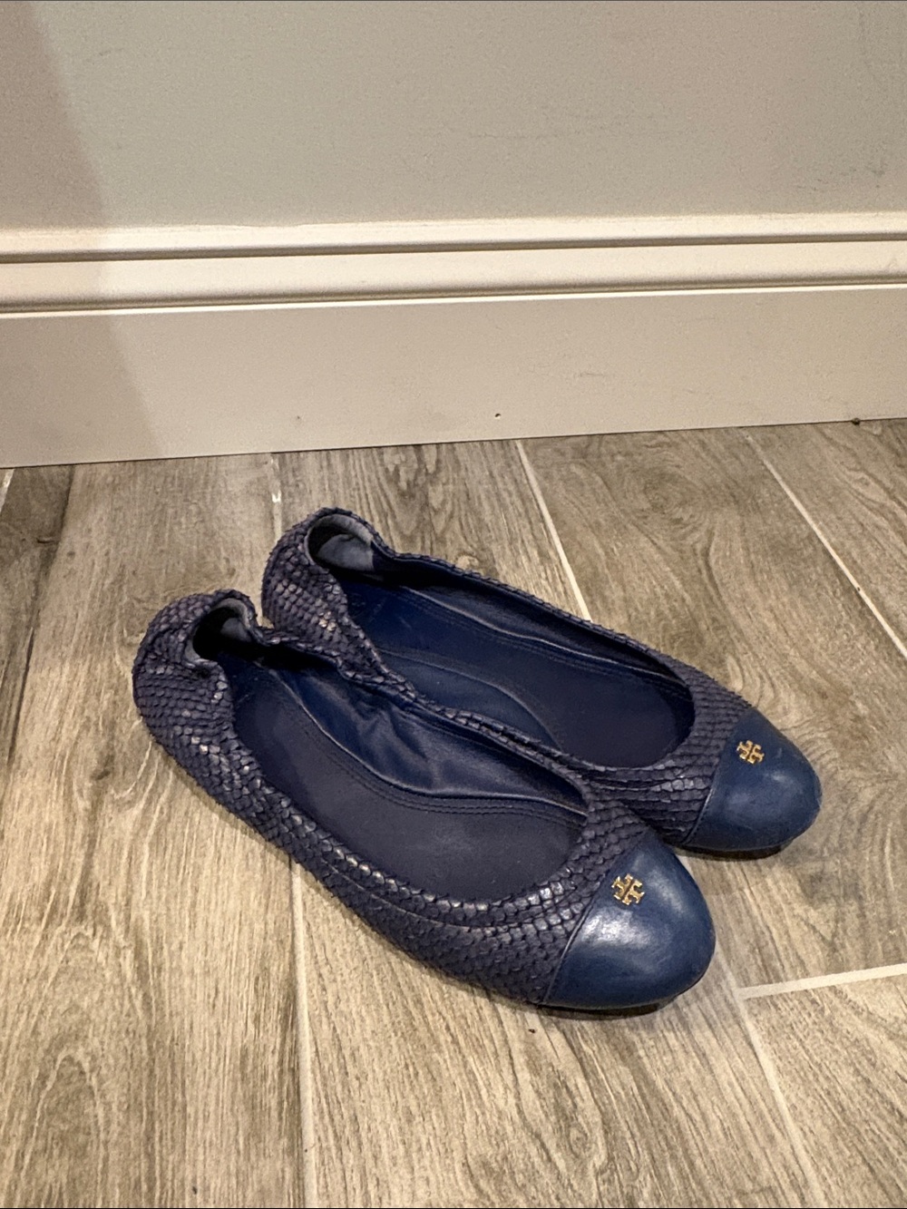 Tory Burch Navy Braided Leather Cap-Toe Flats size 9